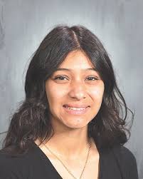 Garrett awards scholarships to seniors