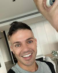 Green eyes.......but love this poem!