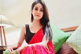 নীল শাড়িতে অপরূপা কৌশাম্বী, অভিনেত্রীর ...