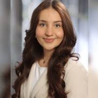 Tamara May's Instagram, Twitter & Facebook