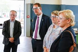 19,00€ als erwachsener sie können aus einer riesigen vielfalt auswählen, die wir in insgesamt 1.300 sportstunden pro woche anbieten. Leverkusen Bild Scholz Bei Currenta Ausbildung Dormagen