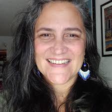 Ayer en una entrevista de radio publicada en esta página a propósito del  Taller Internacional de Escritores (TIE), yo bromeaba con la Real Academia  de la Lengua Española (RAE) pidiéndole que me