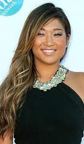 20 Most Flattering Haircuts For Round Faces