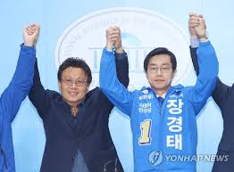 A member of the liberal democratic party, he is currently the member of the national assembly for dongdaemun 2nd constituency. ì´ì„  D 5 ë¯¼ë³'ë' ì‚¬í‡´ ìž¥ê²½íƒœ ì§€ì§€ì„ ì–¸ ì´í˜œí›ˆ ë¯¼ì£¼ë‹¹ ì´ˆì¡°í–ˆë‚˜ ì¢…í•© ì—°í•©ë‰´ìŠ¤