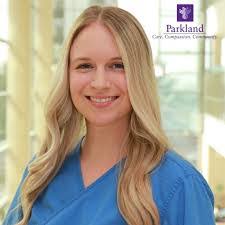 Amanda Sells's Instagram, Twitter & Facebook