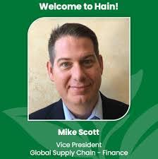 Mark Manna's Instagram, Twitter & Facebook