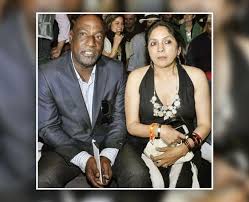 Be it a saree, a midi dress or a pair of shorts, there is nothing that the actress cannot slay. Neena Gupta And Vivian Richard Affair