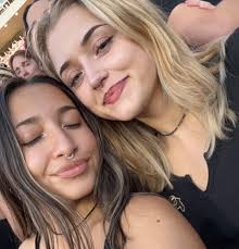 Andrea Bean (@_andrea.e.b_) • Instagram photos and videos