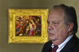 João Soares reage a críticas com "salutares bofetadas"