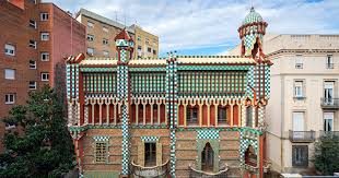 Not only this is gaudí's first important building (and residence), but it is also considered one of the first art nouveau buildings in the world. Casa Vicens Is Antoni Gaudi S First Great Commission Hotel La Casa Del Sol Barcelona Official Website