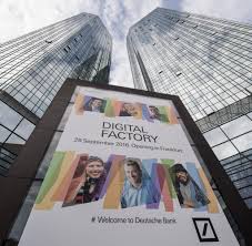 English words for deutsche include german and germans. Deutsche Bank Institut Greift Sich Nun Auch Selbst An Welt