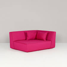 This theme changes the look and feel of your browser and the new tab page to create a beautiful and immersive visual experience inspired by the game. Knallig Pinkes Ecksofa Sofa Pink Sofa Pink Corner Sofas