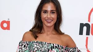Sarah lombardi soll den fußballer julian büscher daten. Von Dsds Zur Krassen Influencerin Das Ist Sarah Lombardi