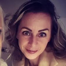 Jane Rollinson's Instagram, Twitter & Facebook