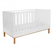 Découvrez les lits évolutifs de bambins déco. Lit Bebe 70x140 Lit Bebe A Barreaux Evolutif A Prix Mini Jurassien