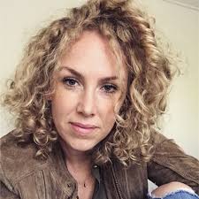 Onlangs mocht ik voor een item bij L1 het verhaal achter enkele  Fortuna-shirts uit mijn verzameling vertellen. Het was een leuke ervaring  en ik ben best trots op het resultaat, gemaakt door