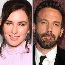 Annette Kowalski's Instagram, Twitter & Facebook