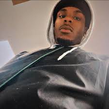 What are the best contrast and brightness settings for HELLDIVERS 2?