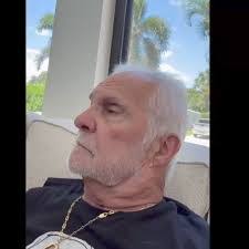 Kent Strunk's Instagram, Twitter & Facebook