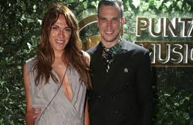 Cuando llegó el turno de mariana genesio peña, pampita la llamó mariano y las redes estallaron contra la top. Mariana Genesio Pena Presumio De Su Bellisimo Nuevo Novio Y No Dejo A Nadie Indiferente Felicidades El Intransigente