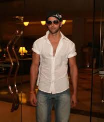 To know bollywood actors height or to know who is the tallest bollywood actor? Best Action Hero Of Bollywood