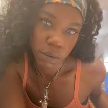 Latoya Davis's Instagram, Twitter & Facebook