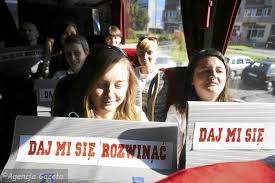 Najczęściej zauważalnym w wieku przedszkolnym znakiem są zaburzenia społeczne, sprawiające, że dziecko nie potrafi lub nie wykazuje chęci do współpracy w grupie. Czy Dzieci Z Zespolem Aspergera Aktualne Wydarzenia Z Kraju I Zagranicy Wyborcza Pl