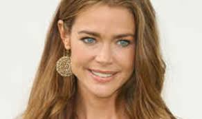 Richards' regrets over boob job