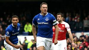 Ht {{ mactrl.match.homescoreht }} : Arsenal 7 Everton 0