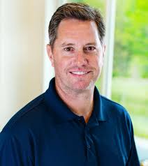 Jamie Holt's Instagram, Twitter & Facebook