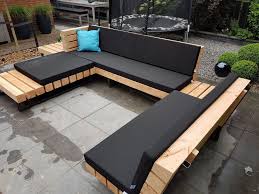 Douglas Houten Hoekbank Gemaakt Van Balken En Staal Tuin Hoekbank Zitplaatsen In De Tuin Tuin Loungebank