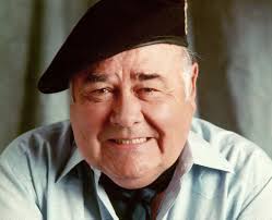 Jonathan Winters, Unpredictable Comedian, Dies at 87