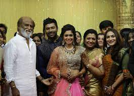 Superstar Rajinikanth With His Daughter Aishwarya At Shanthnukeerthi Reception Santhnukeerthi Wedding Reception Celebrity Weddings Wedding Reception Image