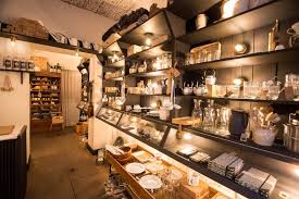 We carry unique products that match your style, including pillows, candles, picture frames and more. Home Decor Stores In Madrid To Create A Unique And Beautiful Place