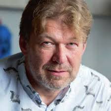 Underviserne skal på banen