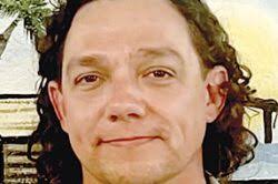 Thousands compete at Double Birdge Run