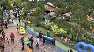Bukit gambang resort city review. Bukit Gambang Resort City Experience Youtube