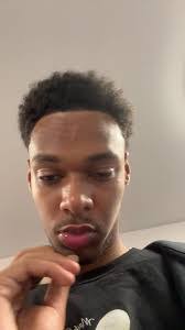 Demetrius Barnett's Instagram, Twitter & Facebook