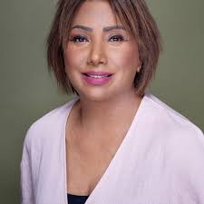 Praveena Giannoulis (@praveenag1) • Facebook