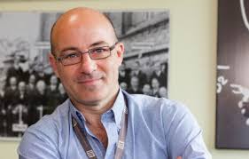 Nell'aprile del 2016 sul palco di x factor è. Roberto Cingolani Saluta Iit Lottate Contro La Mediocrita Iitalk