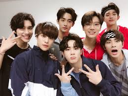 Debuted on january 17, 2019, with their digital extended play the vision, the group is composed of seven members: Wayv Tag On We Heart It