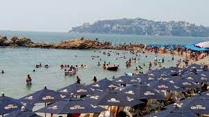 México estado de guerrero acapulco. Ernesto R Escalona Sur Twitter Asi Lucen Las Playas De Acapulco Hoy Domingo 1 De Abril Con Miles De Turistas Disfrutando Nuestro Maravilloso Clima