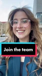 Danielle Medbury's Instagram, Twitter & Facebook