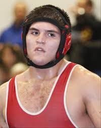 Patriots wrestler enjoying drop to 195 pounds