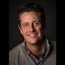 Derek Woolsey (@dapaperboy24)