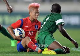 이승우는 29일 (이하 한국시각) 자신의 sns에 사진 두 장을 게재했다. í¬í†  ì´ìŠ¹ìš° ì‹ ê²½ì „ì€ ë ˆì´ì € ëˆˆë¹›ìœ¼ë¡œ ì•„ì‹œì•„ê²½ì œ