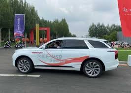 Hongqi mang 12 mẫu xe tới triển lãm, minh chứng cho sự phục hồi sau một thời gian im hơi lặng tiếng. All New Hongqi E Hs9 Is The Luxury Suv That China Throws Against Rolls Royce Cullinan Autojosh