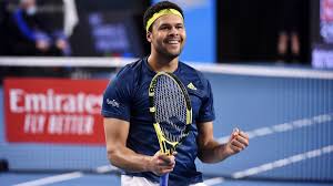 Born in le mans, tsonga has mixed heritage having a french mother, évelyne, and a congolese father, didier tsonga. Iyplg1lvdxrbqm