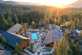 Just 20 minutes from yosemite national park, this full service resort features many stand alone cabins, a campground, pool, restaurant, and organized activities. 10 Best Hotels Near Yosemite National Park 2021 Familyvacationist