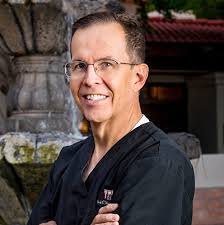 Mark Waring's Instagram, Twitter & Facebook